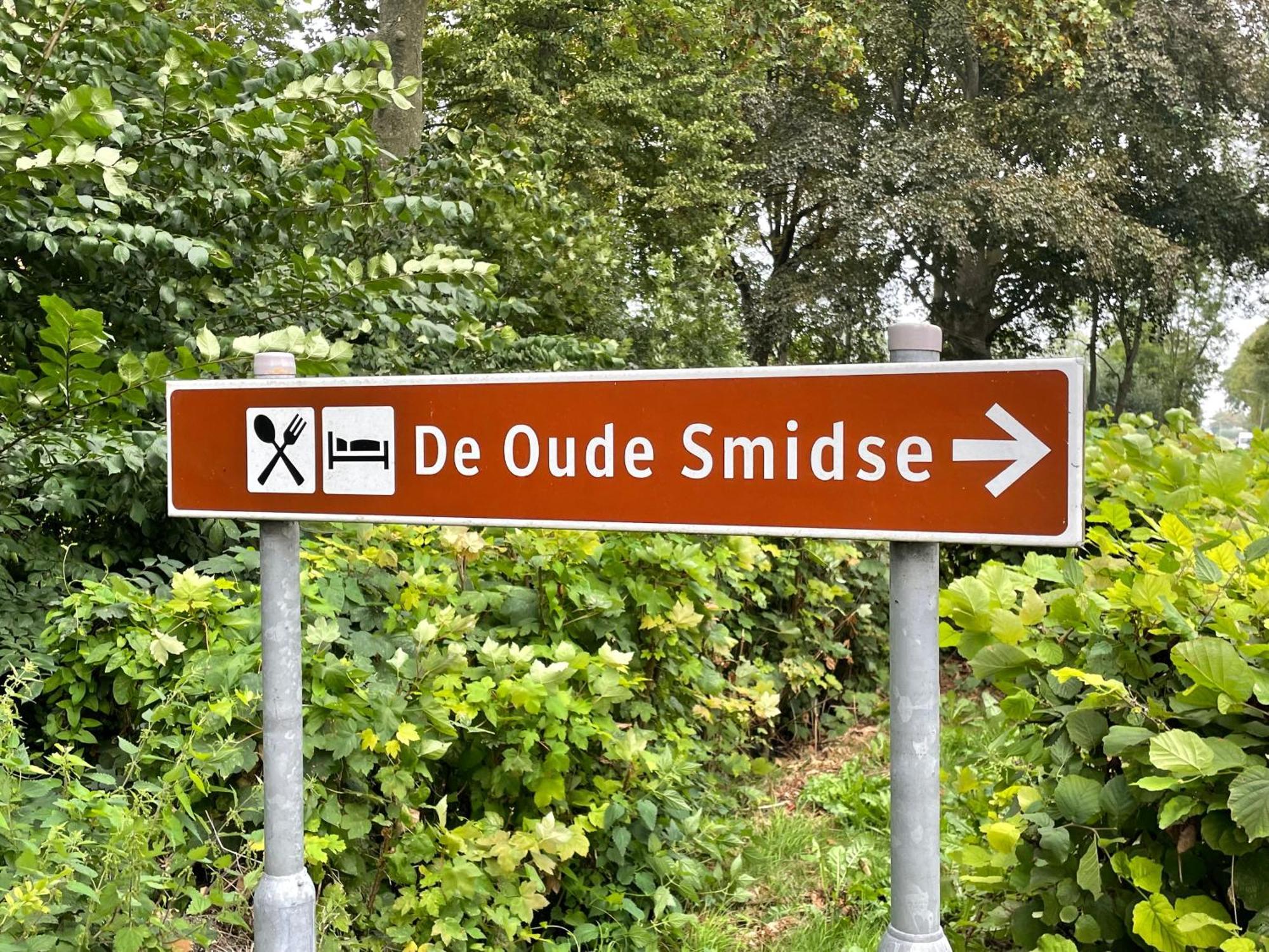 Отель De Oude Smidse Westernieland Экстерьер фото
